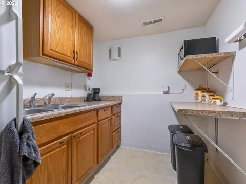 Other - 1333 SW 19th Dr, Gresham, OR 97080 photo 7 of 12