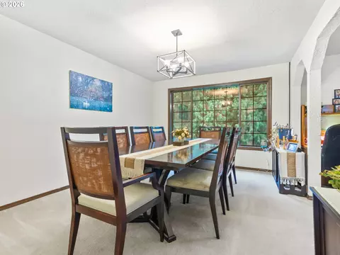 Dining - 1333 SW 19th Dr, Gresham, OR 97080 photo 1 of 3