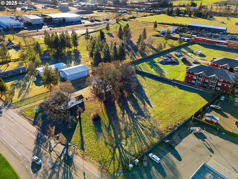 W Main St, Molalla, OR 97038 photo 11