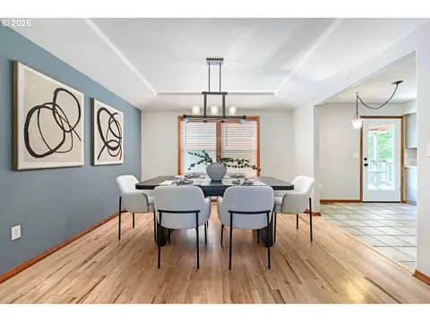 Dining - 15052 SE Pinegrove Loop, Clackamas, OR 97015 photo 1 of 2