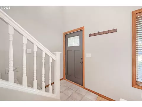 Entry Way - 15052 SE Pinegrove Loop, Clackamas, OR 97015 photo 1 of 1