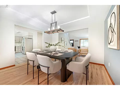 Dining - 15052 SE Pinegrove Loop, Clackamas, OR 97015 photo 2 of 2