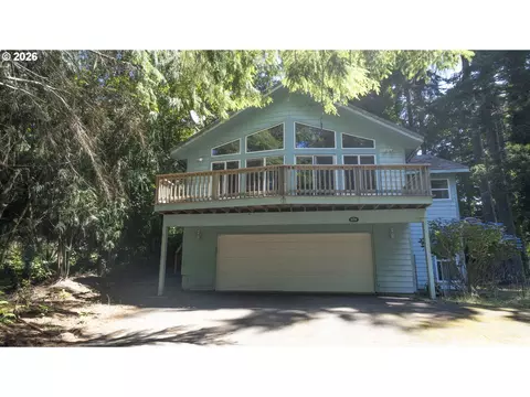 Exterior - 5938 View Loop, Florence, OR 97439 photo 3 of 7
