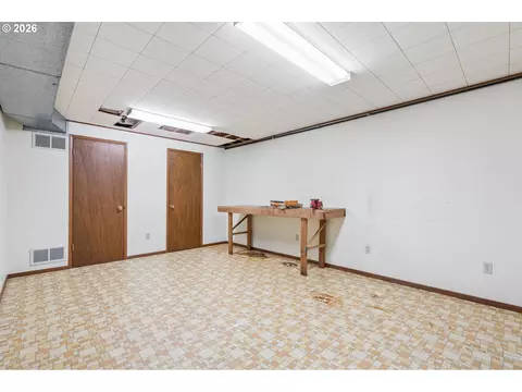 Other - 1450 SW 26th Ct, Gresham, OR 97080 photo 5 of 8