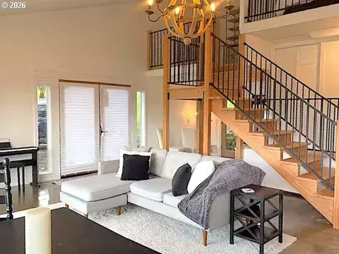 Living - 34846 Matthews Rd, Eugene, OR 97405 photo 6 of 9