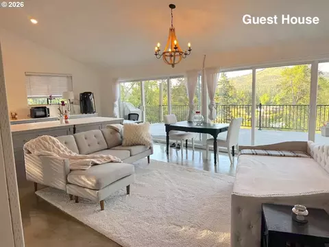 Living - 34846 Matthews Rd, Eugene, OR 97405 photo 5 of 9