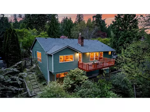 10430 SW 14th Dr, Portland, OR 97219