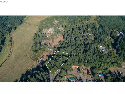 94253 Misty Ridge Ln, North Bend, OR 97459
