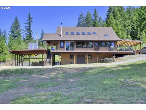 94464 Marcola Rd, Marcola, OR 97454