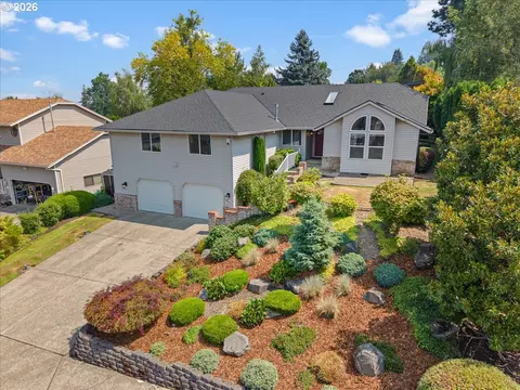 7606 SE 111th Ave, Portland, OR 97266