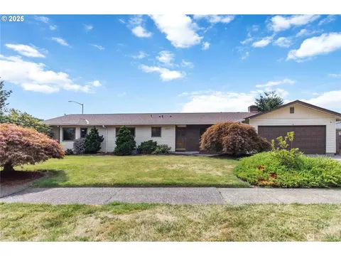 3807 Oak St, Longview, WA 98632
