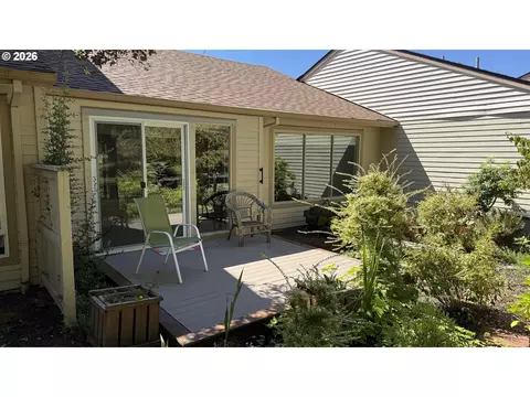 15915 SW Greens Way, Portland, OR 97224