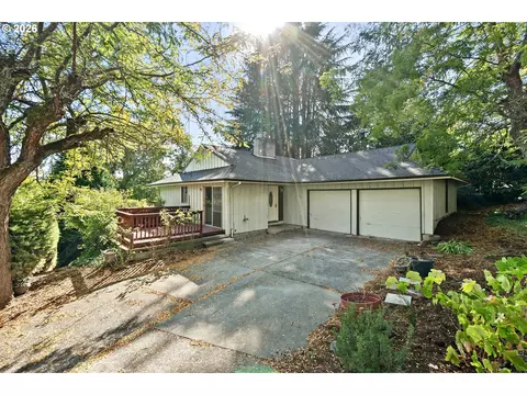 1085 SW Hillcroft Ave, Portland, OR 97225
