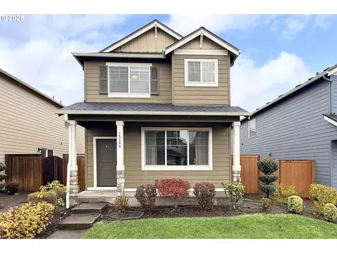 15500 SW Applewood Ln, Portland, OR 97224