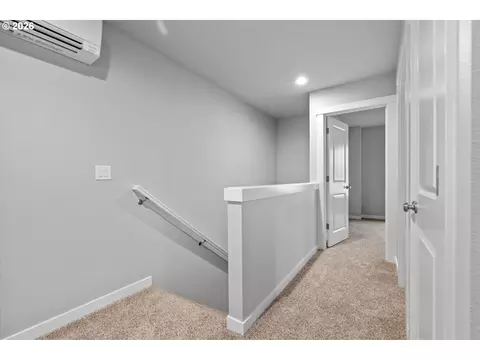 Entry Way - 2477 NW 1st Dr, Gresham, OR 97030 photo 3 of 3