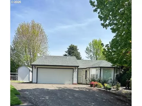1715 SW Songbird St, Mcminnville, OR 97128