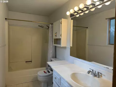 3320 SW Ladow Ave, Pendleton, OR 97801 photo 14