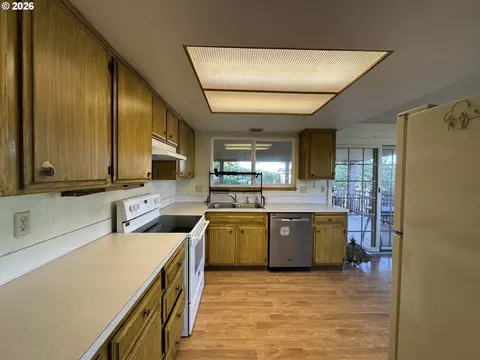3320 SW Ladow Ave, Pendleton, OR 97801 photo 10