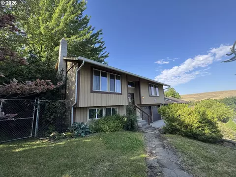3320 SW Ladow Ave, Pendleton, OR 97801 photo 1