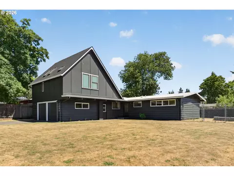 Exterior - 1696 Larkspur Loop, Eugene, OR 97401 photo 4 of 5