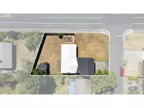 View/Area - 1696 Larkspur Loop, Eugene, OR 97401 photo 4 of 4