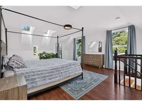 Bedroom - 1696 Larkspur Loop, Eugene, OR 97401 photo 1 of 10