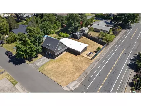 View/Area - 1696 Larkspur Loop, Eugene, OR 97401 photo 1 of 4