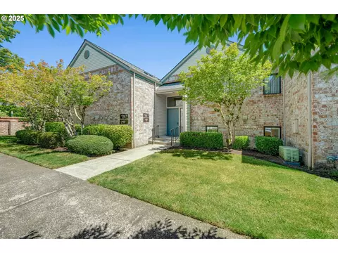 16146 SW 130th Ter #2, Portland, OR 97224