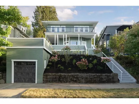 2926 NW Raleigh St, Portland, OR 97210