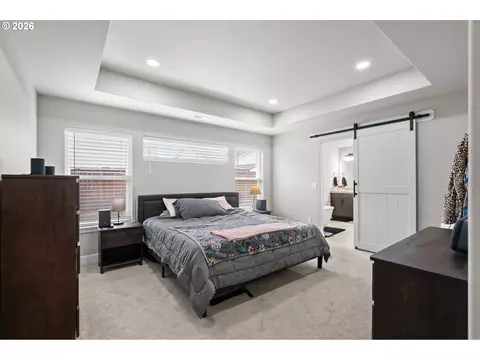 Bedroom - 503 E Heather Ave, Hermiston, OR 97838 photo 3 of 4