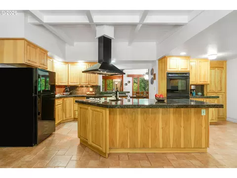 Kitchen - 21115 SE Langensand Rd, Sandy, OR 97055 photo 1 of 6