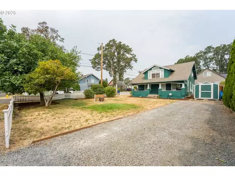 Exterior - 610 Exeter St, Gladstone, OR 97027 photo 1 of 6
