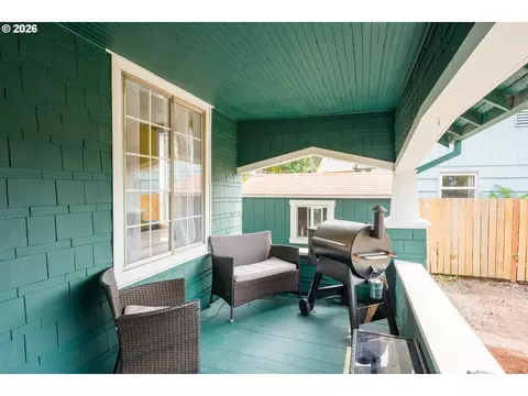 Exterior - 610 Exeter St, Gladstone, OR 97027 photo 5 of 6
