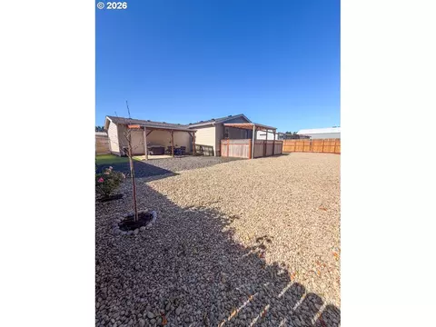 1060 Cedar Loop, Lakeside, OR 97449 photo 31
