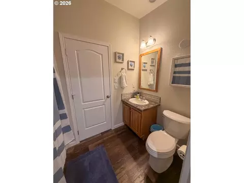 1060 Cedar Loop, Lakeside, OR 97449 photo 18