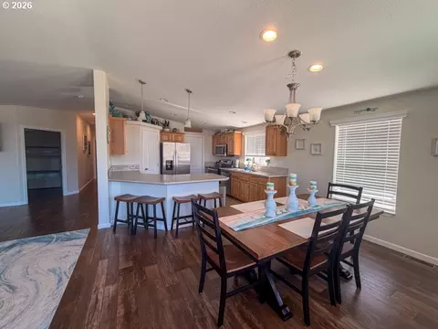 1060 Cedar Loop, Lakeside, OR 97449 photo 11