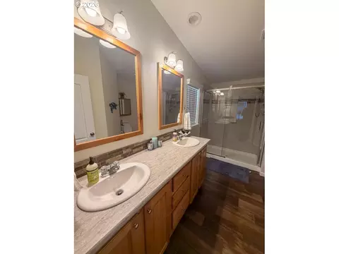 1060 Cedar Loop, Lakeside, OR 97449 photo 25