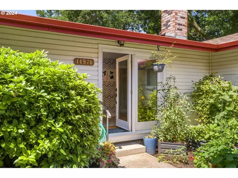 14974 SE Caruthers Ct, Portland, OR 97233