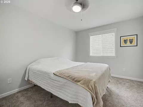 Bedroom - 5995 SE 33rd St, Gresham, OR 97080 photo 3 of 6