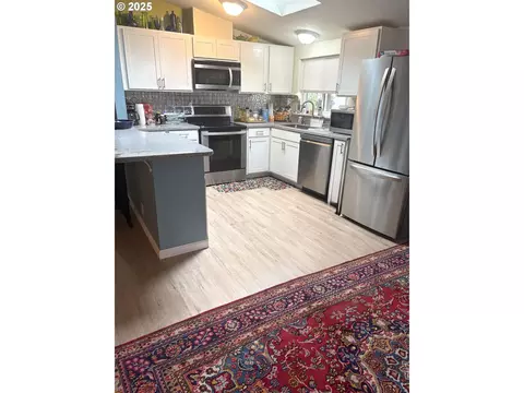 1699 N Terry St #272, Eugene, OR 97402 photo 2