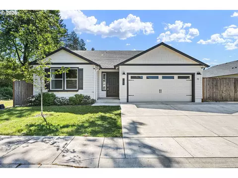 785 S 53rd Pl, Springfield, OR 97478