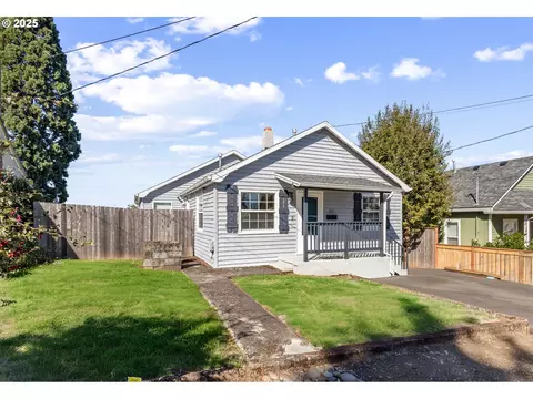 307 Caufield St, Oregon City, OR 97045