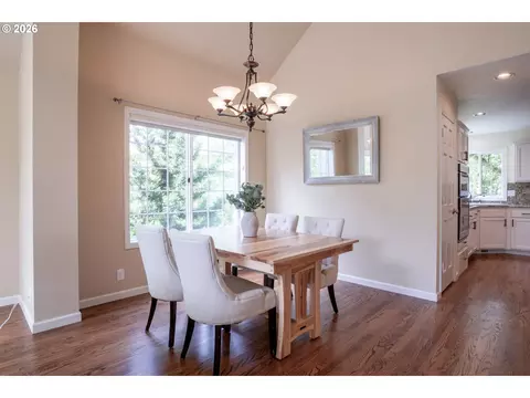 Dining - 2595 W 28th Ave, Eugene, OR 97405 photo 2 of 2