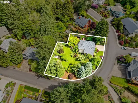View/Area - 2595 W 28th Ave, Eugene, OR 97405 photo 2 of 3