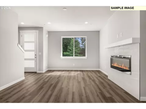 Living - 137 NW Mawrcrest Ave, Gresham, OR 97030 photo 1 of 4