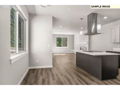 Living - 137 NW Mawrcrest Ave, Gresham, OR 97030 photo 3 of 4