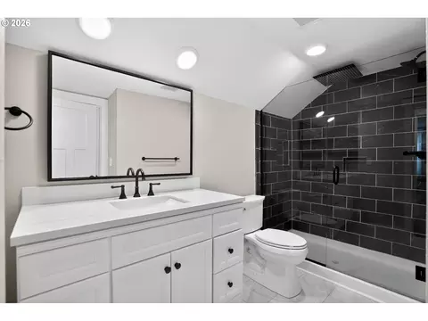 Bath - 502 E 4th St, Molalla, OR 97038 photo 1 of 4