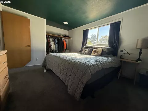 Bedroom - 351 SE Darrell Ave, Winston, OR 97496 photo 1 of 6