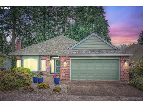 16019 SE 32nd St, Vancouver, WA 98683