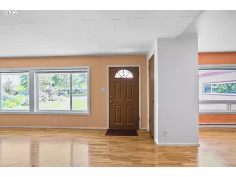 Entry Way - 2840 Ferry St, Eugene, OR 97405 photo 1 of 1